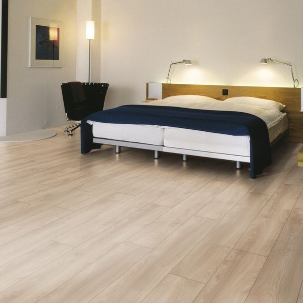 Ламинат Kronotex Advanced Plus 4954 Дуб большой 32/AC4 AP4954 фото Ламинат Kronotex Advanced Plus 4954 Дуб большой 32/AC4 AP4954 фото