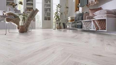 Ламінат Kronotex Herringbone 3516 Milenium Oak white 8 мм 3516 фото Ламінат Kronotex Herringbone 3516 Milenium Oak white 8 мм 3516 фото